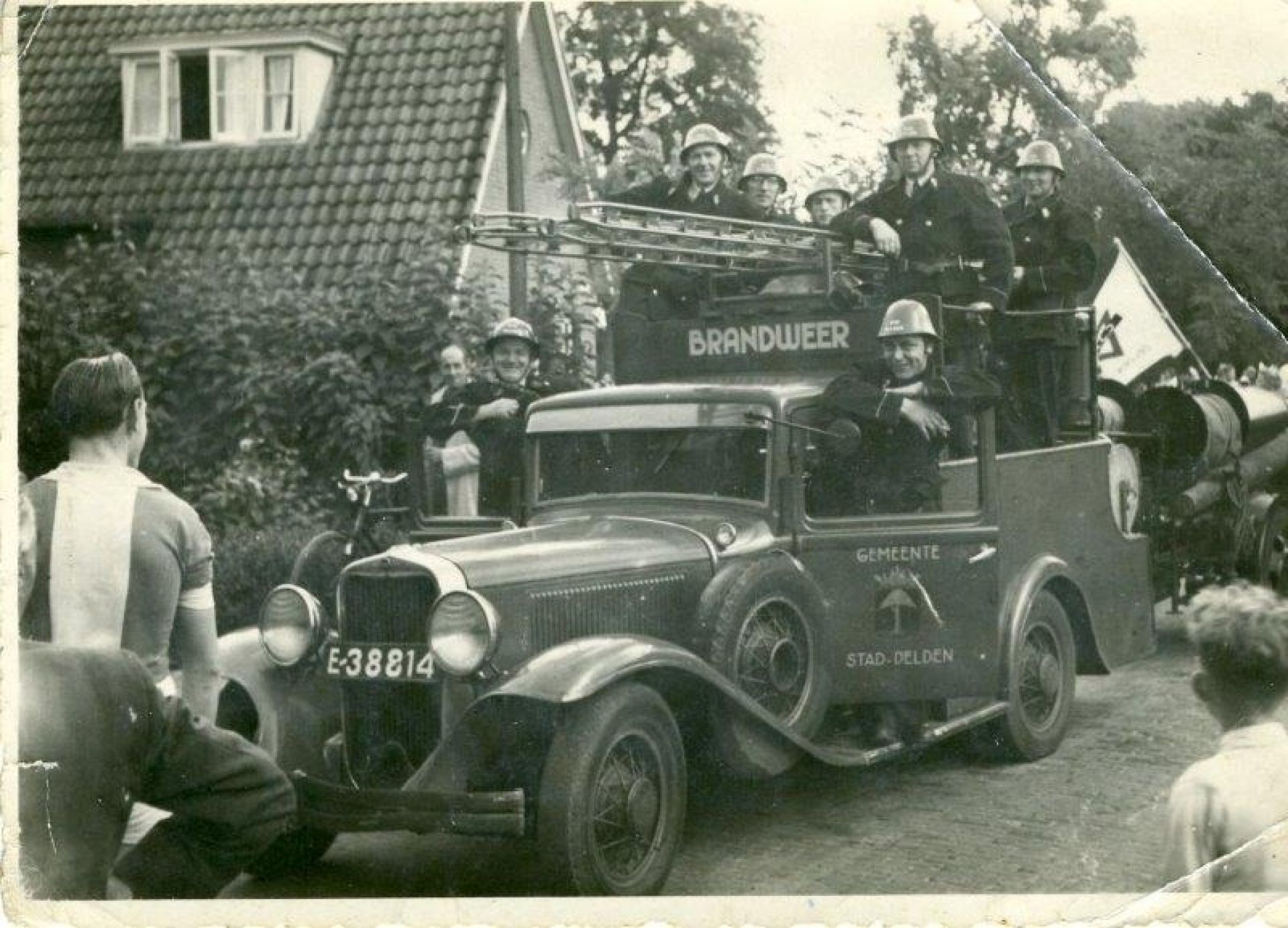 Geschiedenis van Delden in Beeld - Koninginnedag en troonwissel 1948