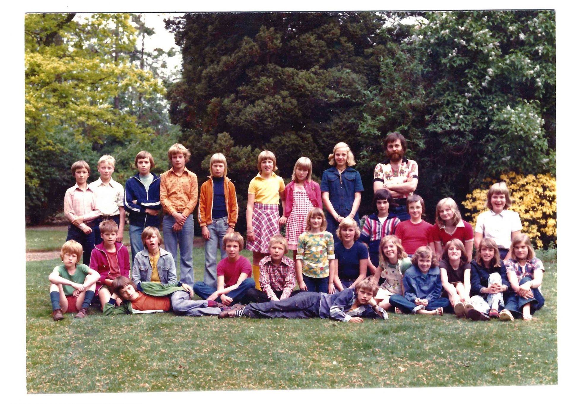 Groep 8 Twickelo van 1976 voor het eerst in 40 jaar weer bij elkaar