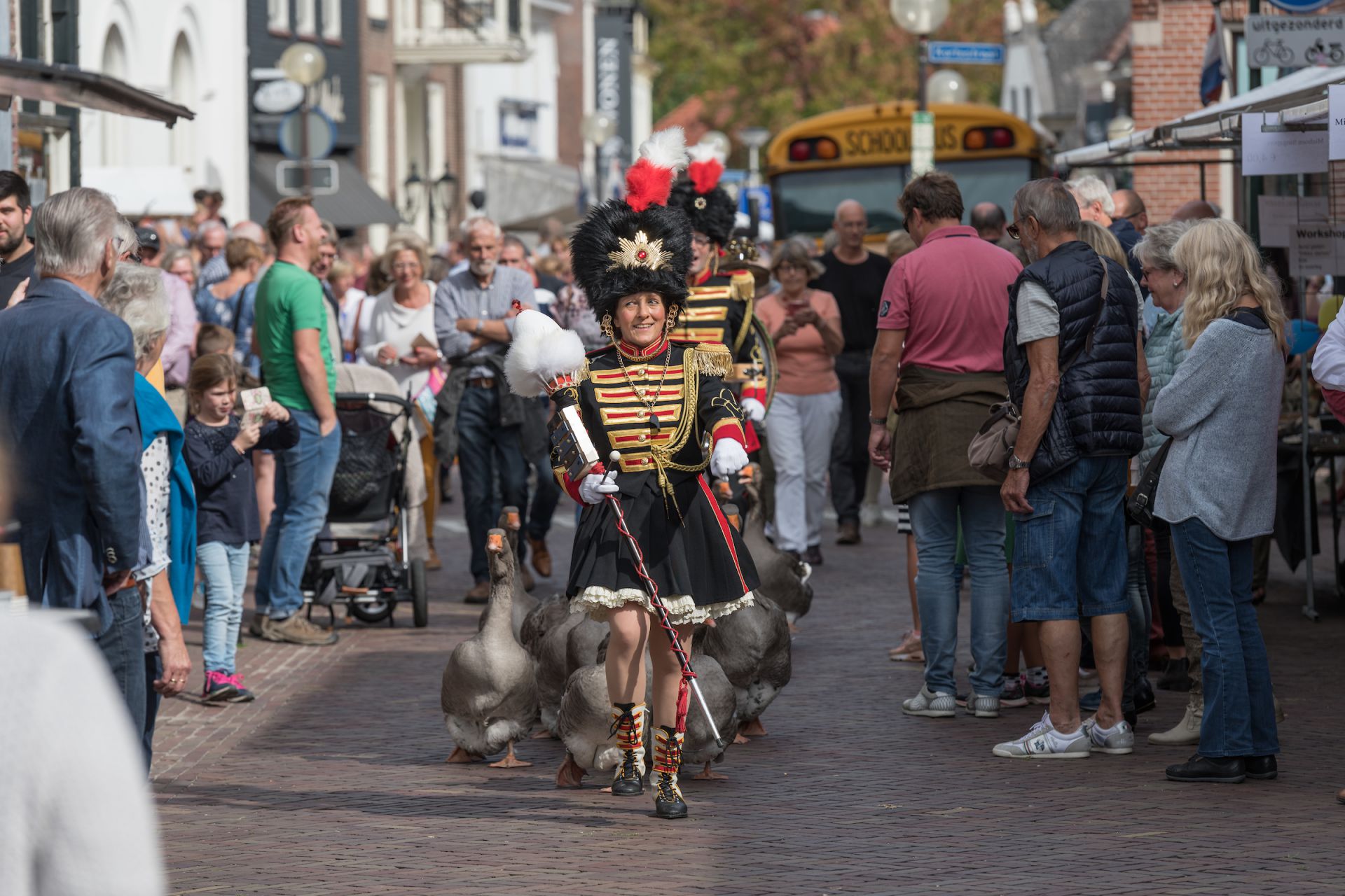 Straattheater, muziek, zang en boeken- en kunstmarkt bij 23ste editie Cultureel Straatfestival