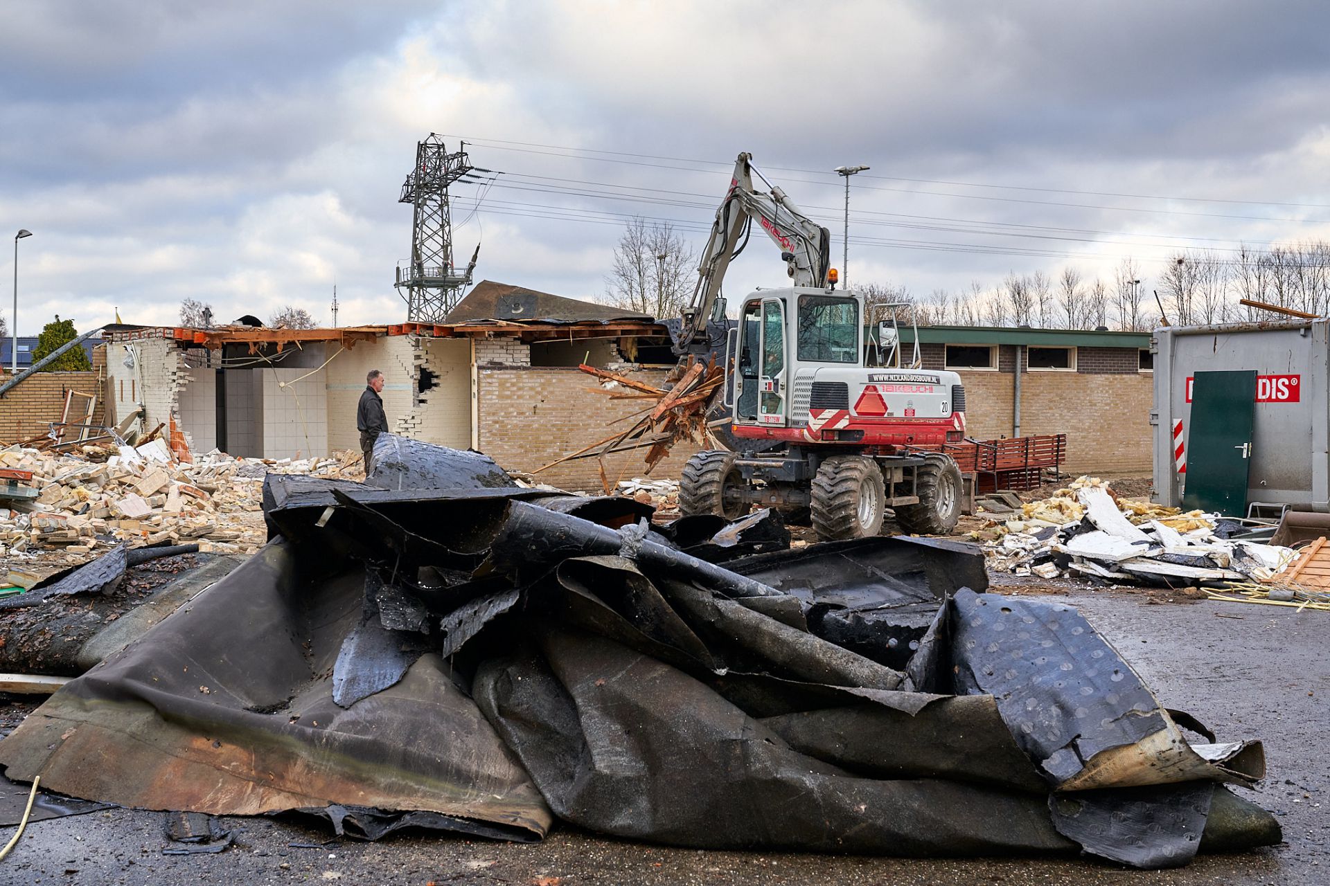 Clubhuis en kleedkamers SV Delden en DHV gesloopt