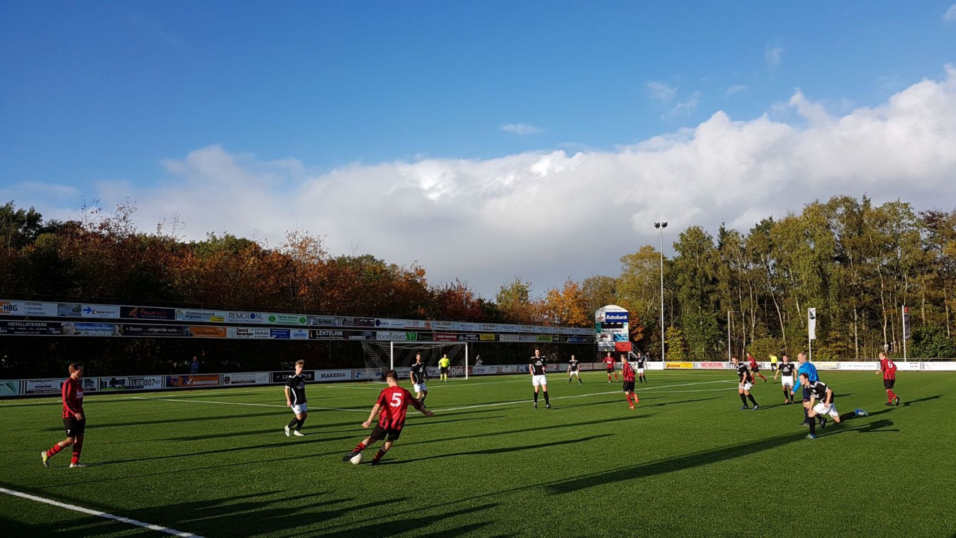 Update: Rood Zwart lijdt derde nederlaag op rij