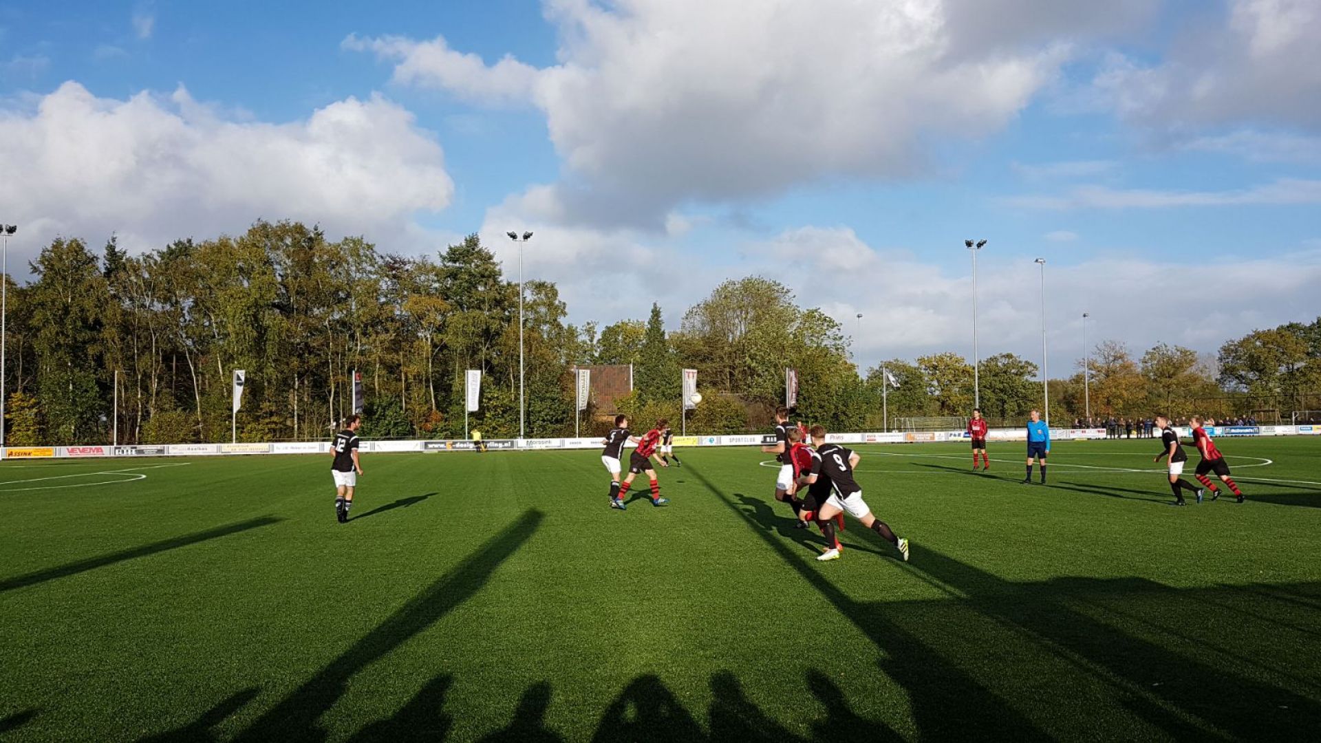 Update: Rood Zwart lijdt derde nederlaag op rij