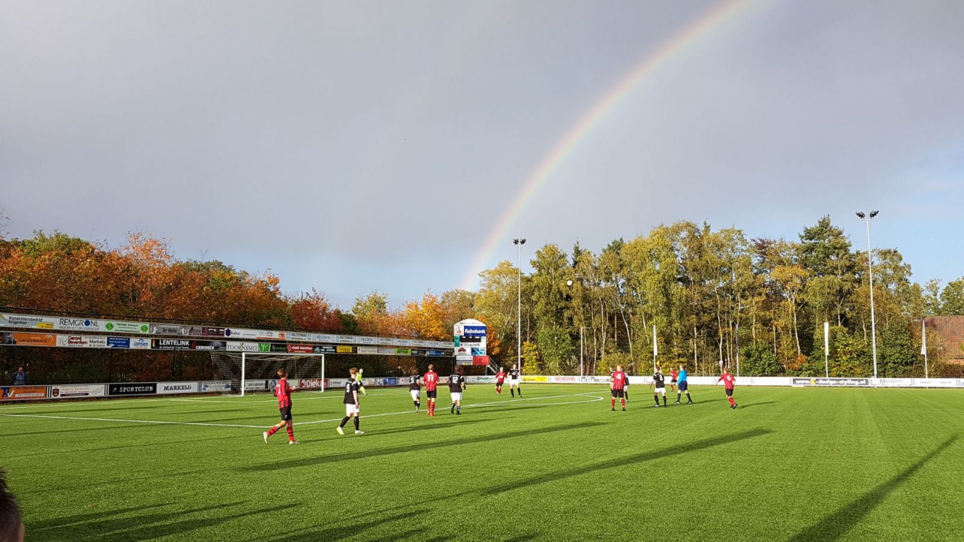 Update: Rood Zwart lijdt derde nederlaag op rij