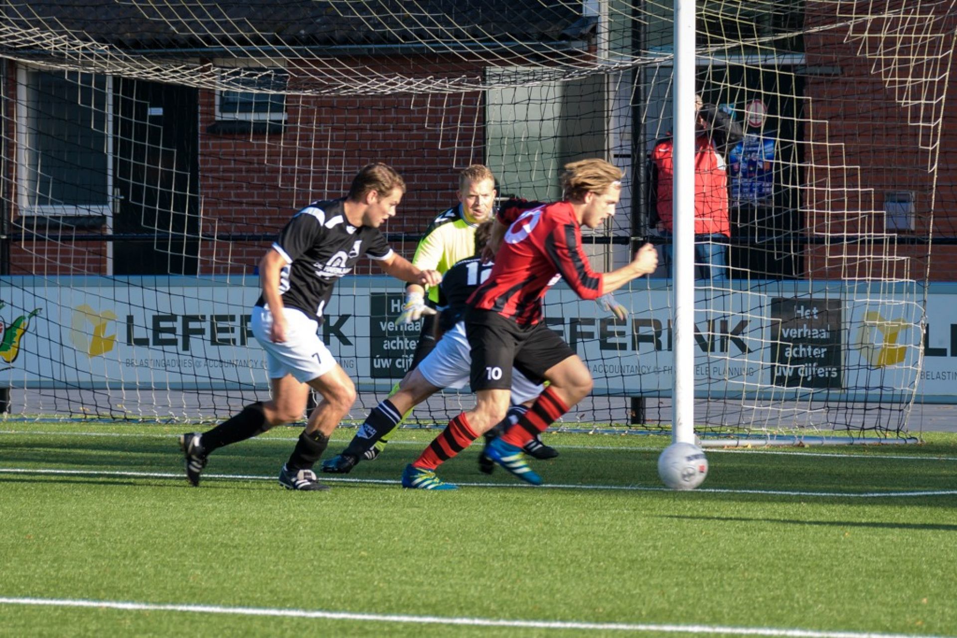 Update: Rood Zwart lijdt derde nederlaag op rij