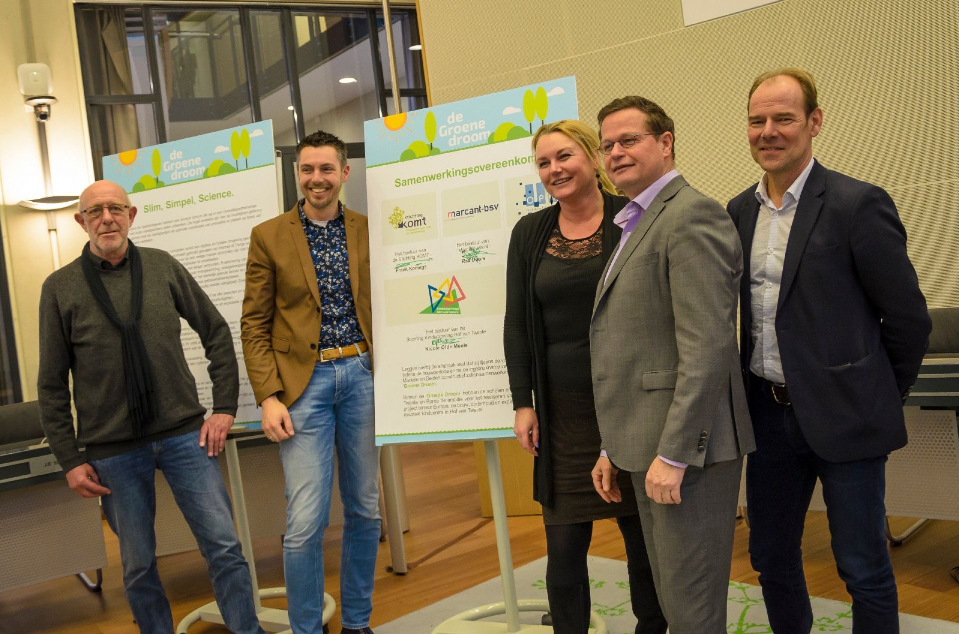 Ondertekening overeenkomst bouw kindcentrum Magenta Delden