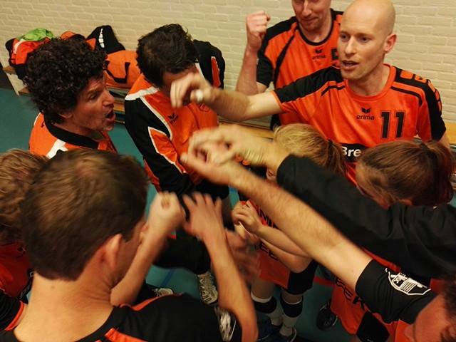 Heren Devoc verstevigen tweede plek met nieuwe zege
