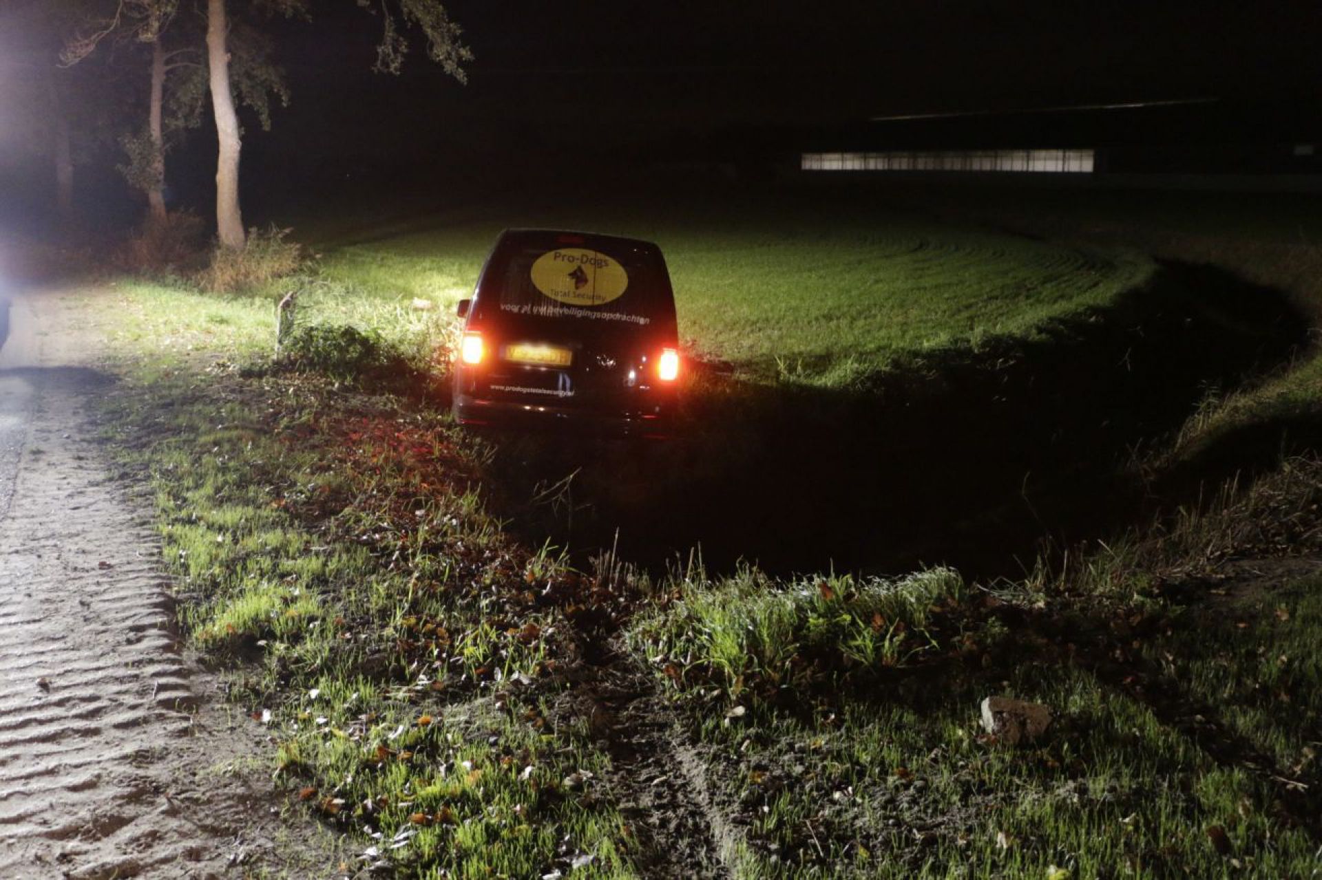 Vrouw gewond bij eenzijdig ongeval in Ambt Delden