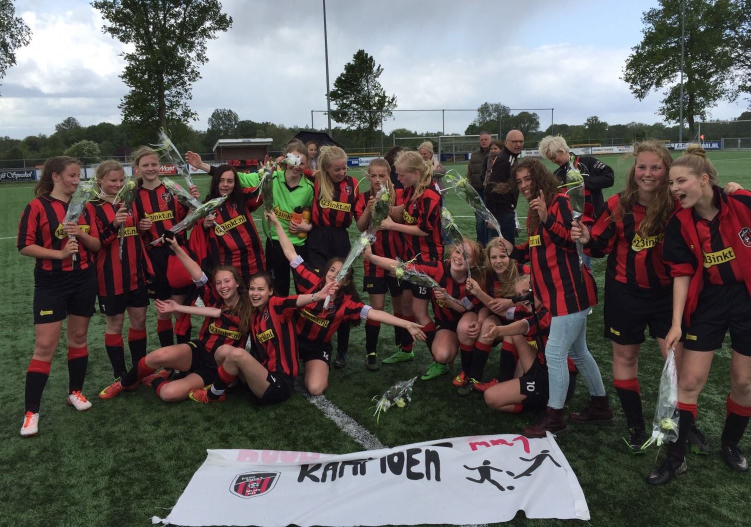 Meisjes B1 kampioen na zege op concurrent LSV