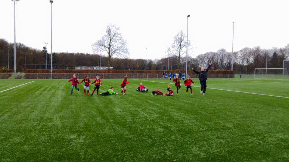 Update: Groot kampioensfeest voor Rood Zwart E1