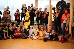 Bezoek basisscholen kindercarnaval