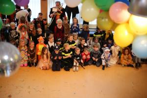 Bezoek basisscholen kindercarnaval