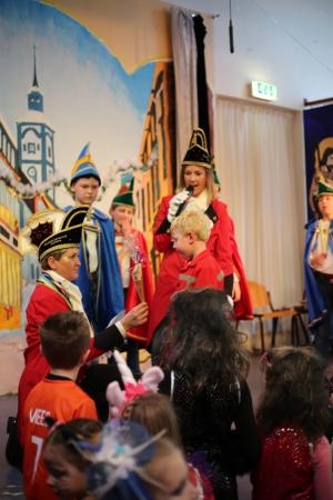 Bezoek basisscholen kindercarnaval