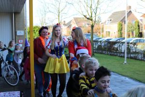 Bezoek basisscholen kindercarnaval