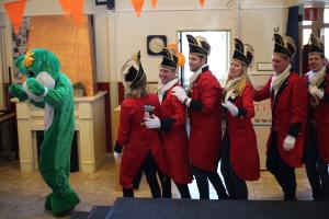 Bezoek basisscholen kindercarnaval