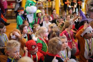 Bezoek basisscholen kindercarnaval
