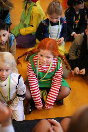 Bezoek basisscholen kindercarnaval