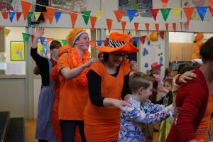 Bezoek basisscholen kindercarnaval