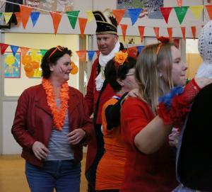 Bezoek basisscholen kindercarnaval