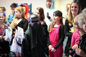 Bezoek basisscholen kindercarnaval