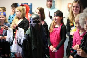 Bezoek basisscholen kindercarnaval