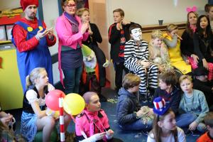 Bezoek basisscholen kindercarnaval