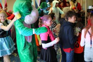 Bezoek basisscholen kindercarnaval