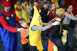Bezoek basisscholen kindercarnaval