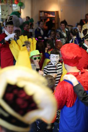 Bezoek basisscholen kindercarnaval