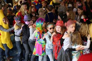 Bezoek basisscholen kindercarnaval