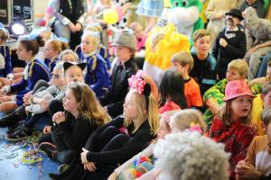Bezoek basisscholen kindercarnaval