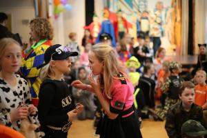 Bezoek basisscholen kindercarnaval
