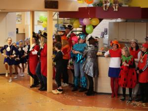 Bezoek basisscholen kindercarnaval