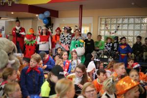 Bezoek basisscholen kindercarnaval