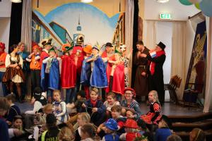 Bezoek basisscholen kindercarnaval