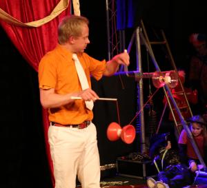 Kindercarnavalfeest sporthal De Reiger