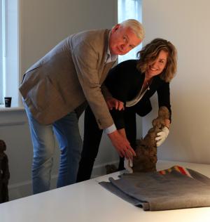 Laatste Kunstwerk gearriveerd in museum No Hero