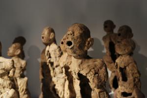Laatste Kunstwerk gearriveerd in museum No Hero