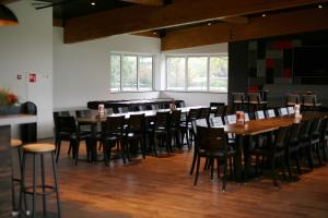 Opening Noaberhoes Rood Zwart