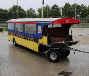 Opening Noaberhoes Rood Zwart