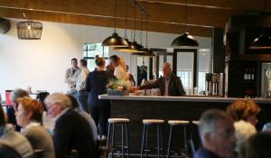 Opening Noaberhoes Rood Zwart