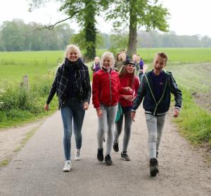 Start Avondvierdaagse Delden 