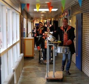 Bezoek basisscholen kindercarnaval