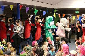 Bezoek basisscholen kindercarnaval
