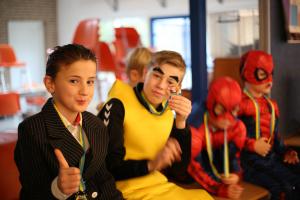 Bezoek basisscholen kindercarnaval