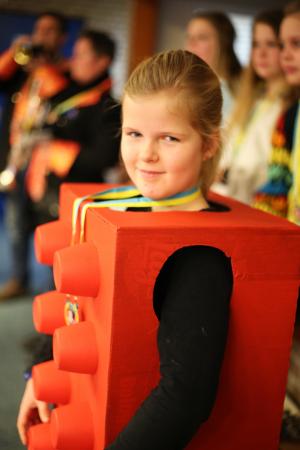 Bezoek basisscholen kindercarnaval