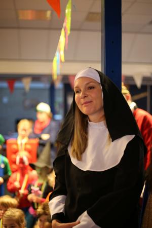 Bezoek basisscholen kindercarnaval
