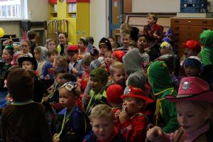 Bezoek basisscholen kindercarnaval