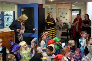 Bezoek basisscholen kindercarnaval