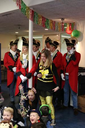 Bezoek basisscholen kindercarnaval