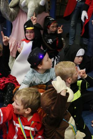 Bezoek basisscholen kindercarnaval